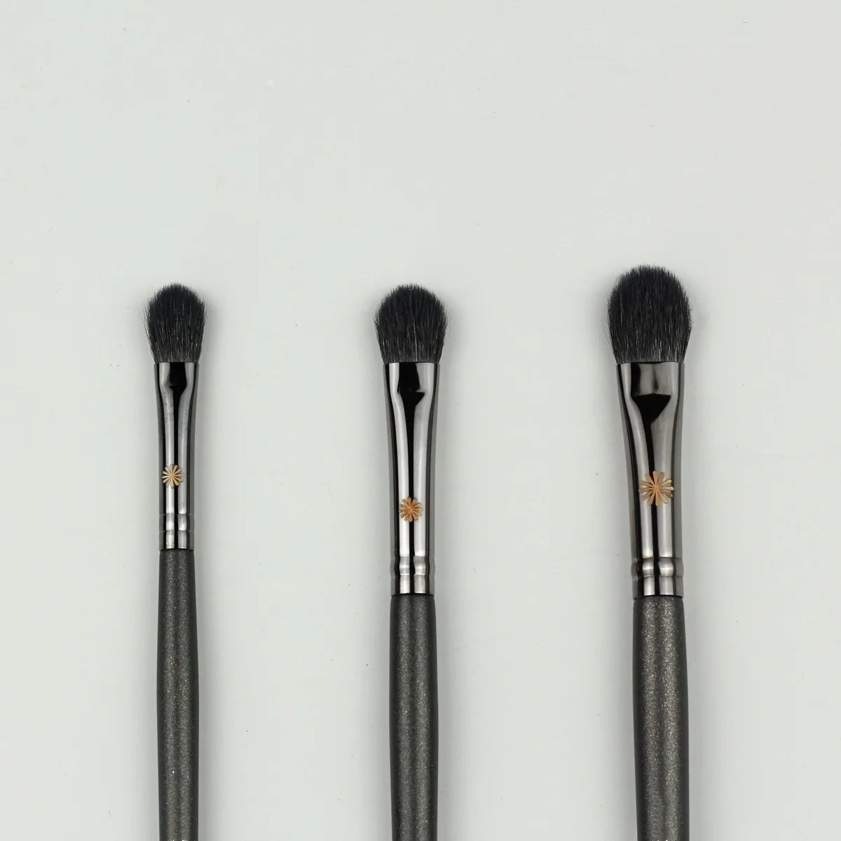 1pc Goat hair Basic Eyeshadow Makeup Brushes small Eye Blending shadow base Big Nose Make up brush animal hair 205a 206a 207a