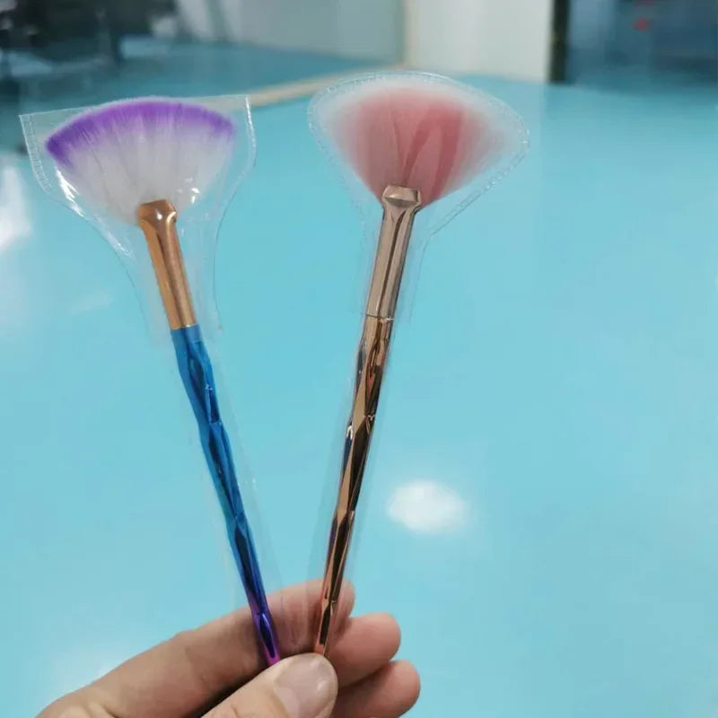 5pcs Fan Brushes Facial Brushes Soft Makeup Brush Cosmetic Applicator Tools Wooden Handle and Soft Fiber for Glycolic Peel Mask