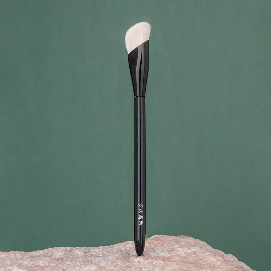 218 Professional Handmade Makeup Brushes Soft Saikoho Goat Hair Angled Concealer Brush Cosmetic Tools Make Up Brush