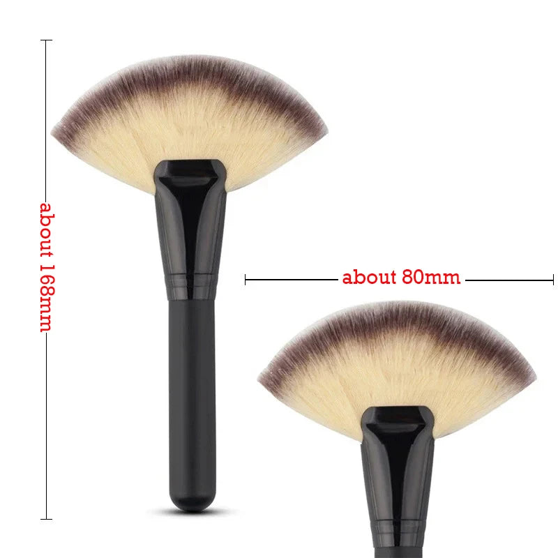 1Pc Fan-shape Makeup Brush Blush Powder Highlighter Makeup Brushes Face Blender For Cheek Soft Natural Hair Make Up Brushes