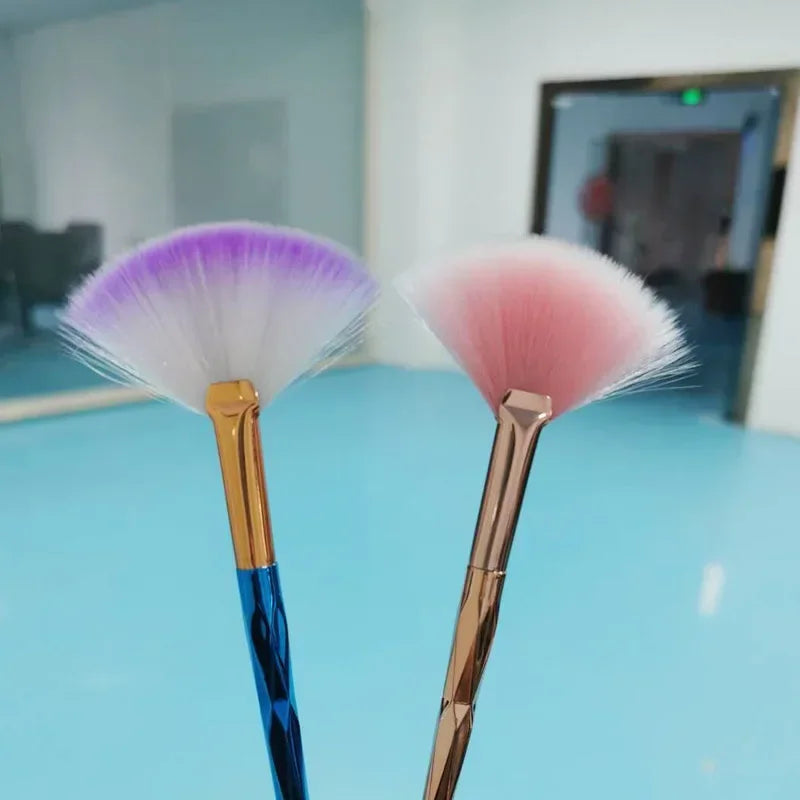 5pcs Fan Brushes Facial Brushes Soft Makeup Brush Cosmetic Applicator Tools Wooden Handle and Soft Fiber for Glycolic Peel Mask