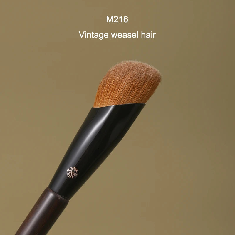 M218 Professional Handmade Makeup Brushes 1pc Soft Goat Weasel Hair Angled Concealer Brush Ebony Handle Make Up Brush