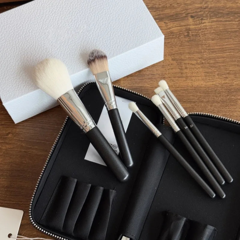 Perfect Gift for Wife Girlfriend Luxury Makeup Brush High-end Gift Set Foundation Brush Blush Eye Shadow Brush Eyeliner Brush