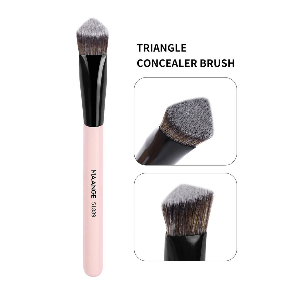 MAANGE Makeup Brush Triangle Top Brush Details for Highligh Conceal Cosmetics Blending Brush Soft Bristle for Travel Gift