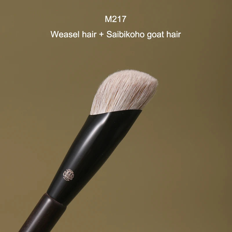 M218 Professional Handmade Makeup Brushes 1pc Soft Goat Weasel Hair Angled Concealer Brush Ebony Handle Make Up Brush