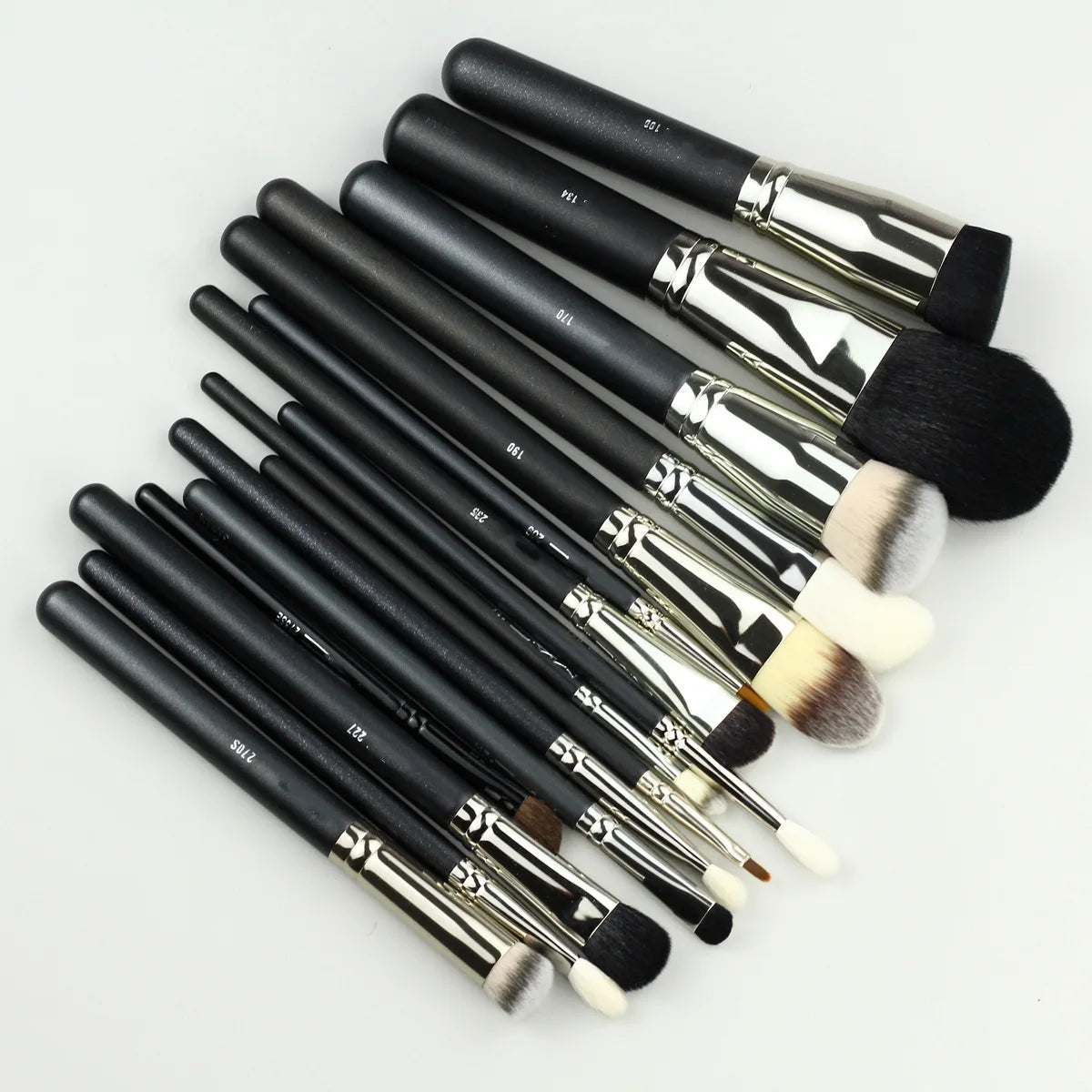M series Makeup Brushes set Foundation Blush Eyeshadow Eye Make Up Brush Crease Smudge Concealer Cosmetic tool Professional